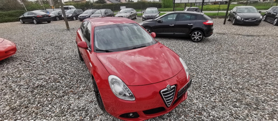 Alfa Romeo Giulietta cena 26900 przebieg: 221030, rok produkcji 2011 z Wołów małe 781